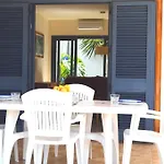 Villa Sun Grove & *