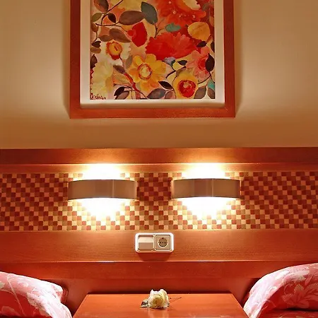 Villa Sun Grove & *