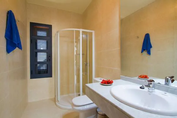 Villa Sun Grove & Playa Blanca (Lanzarote)