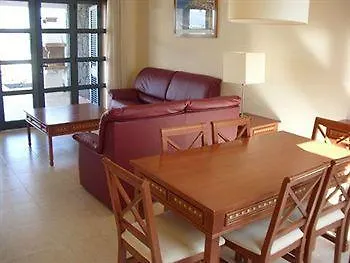 Вилла Sun Grove &