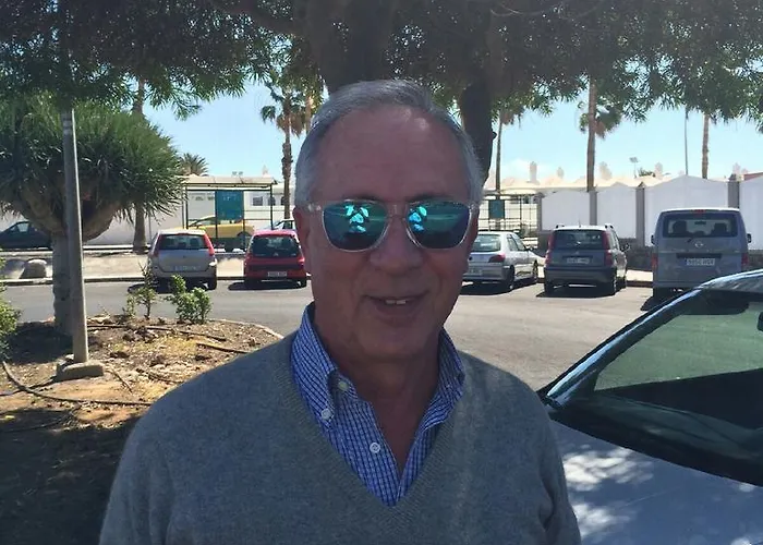 Вилла Sun Grove & *